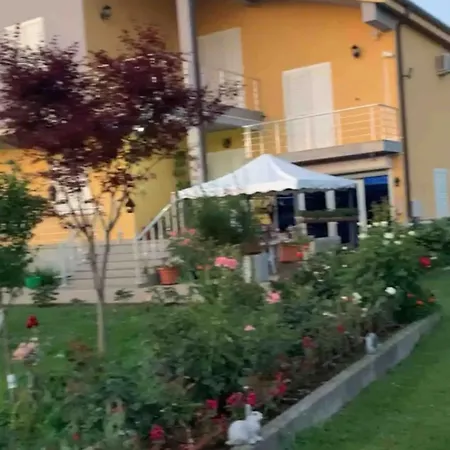 Linda Homestay