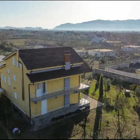 Linda 民宿 Shkodër